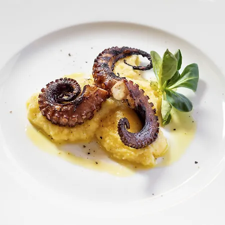 I Bastioni San Domenico - Boutique 4* غالّيبولي