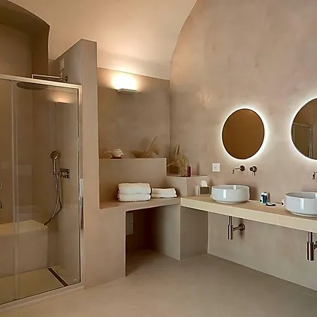 فندق I Bastioni San Domenico - Boutique غالّيبولي